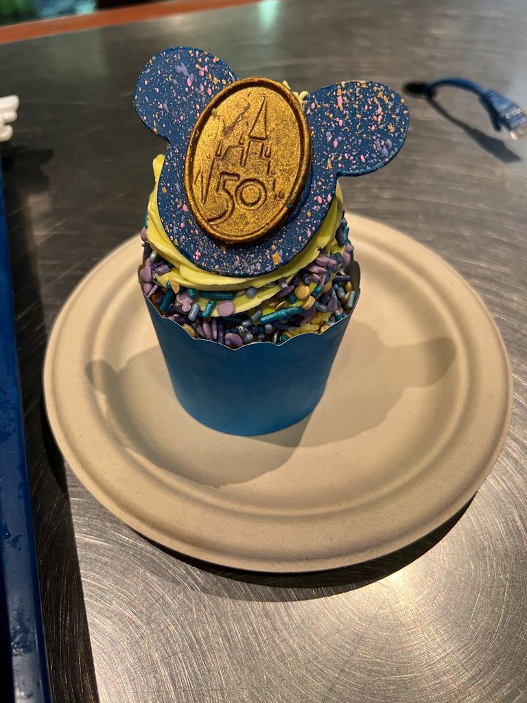 ディズニー・カリフォルニア 50周年 絵皿 - 食器