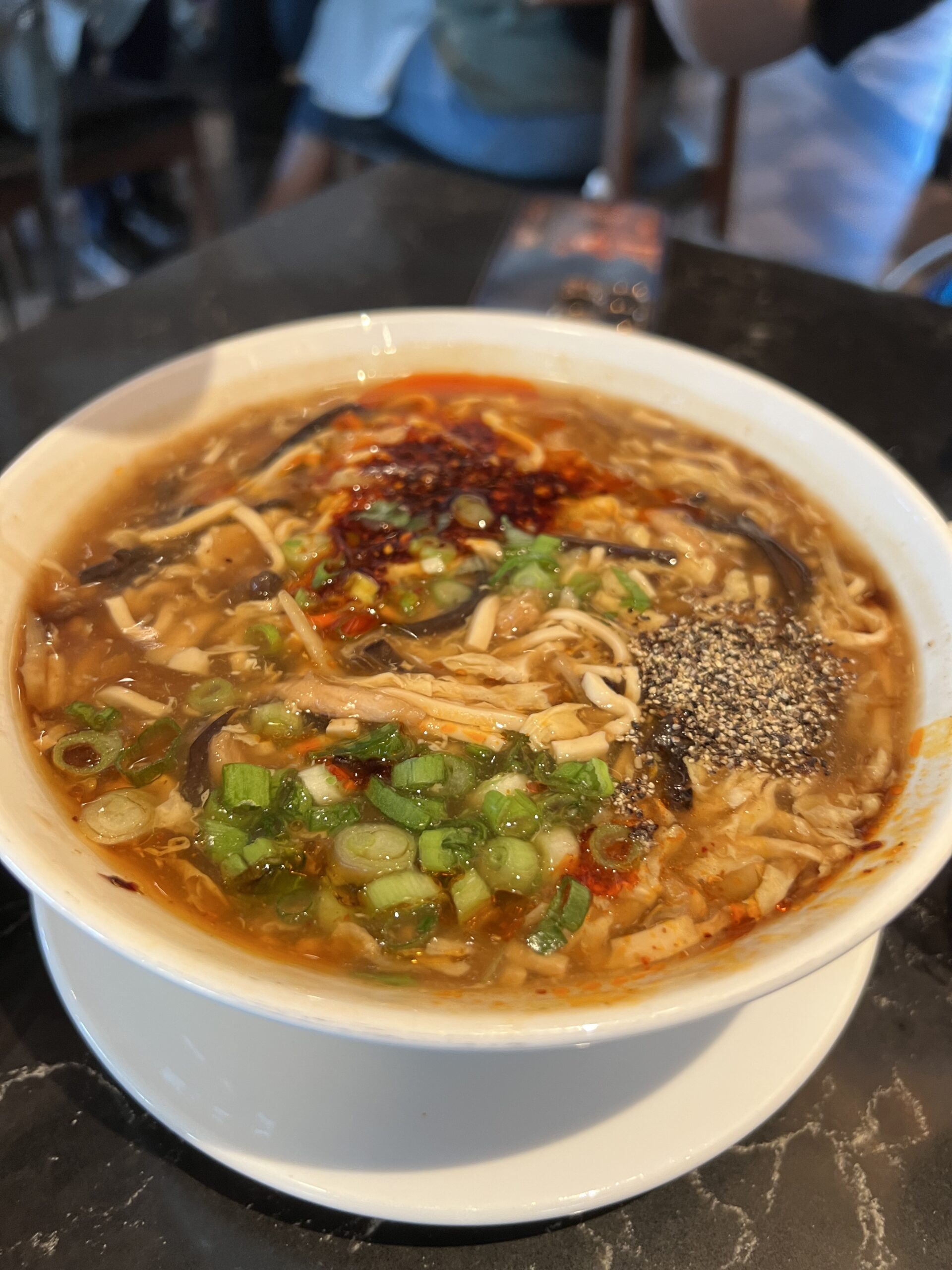 鼎泰豊のサンラータン Hot & Sour Soup