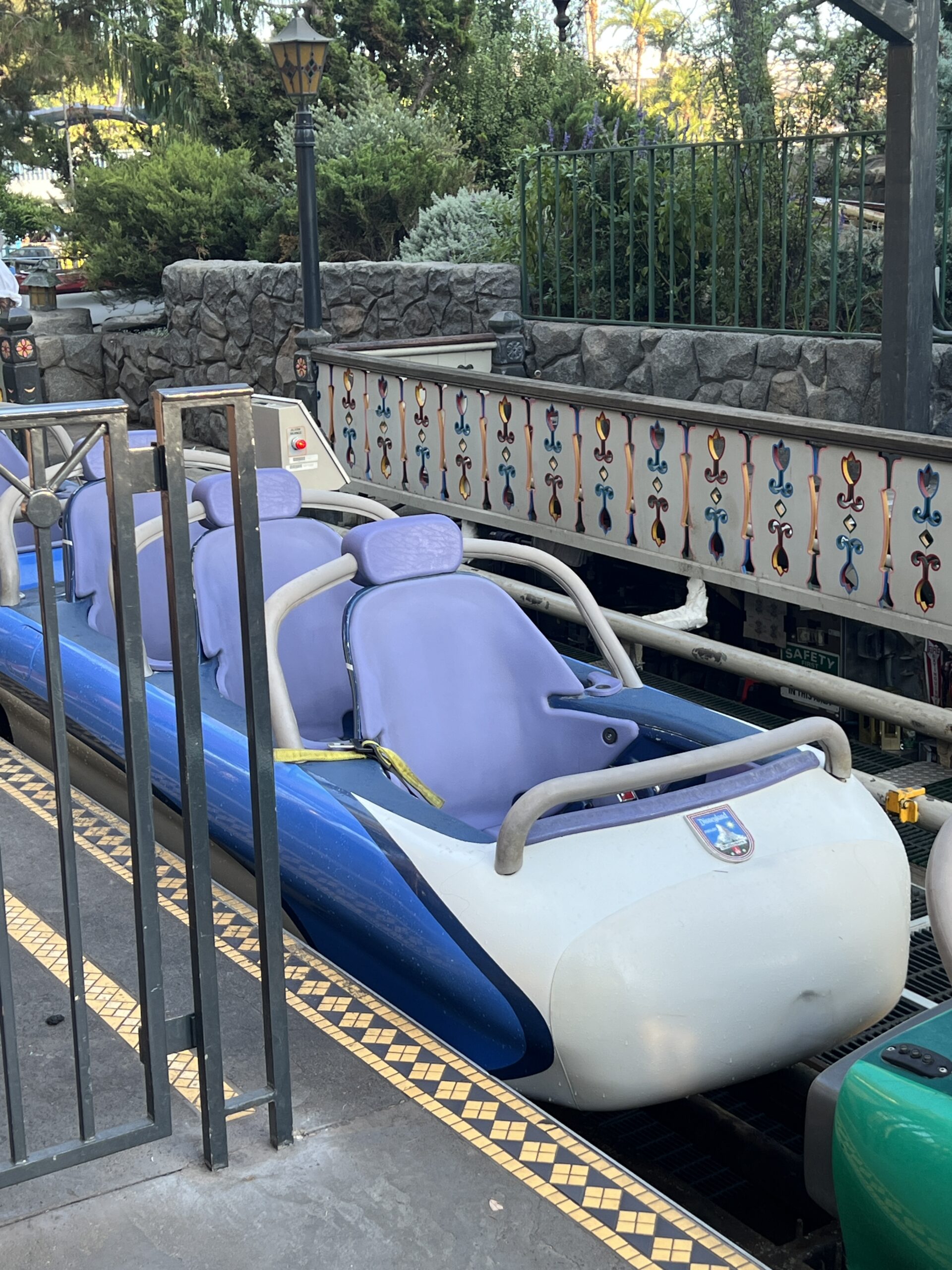 マッターホルン・ボブスレーの1列型シート車両